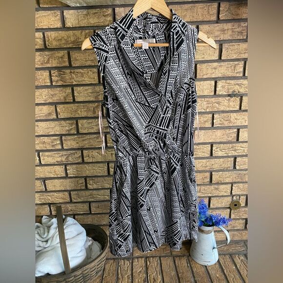 ‎XXL contemporary black and white romper - Picture 1 of 7